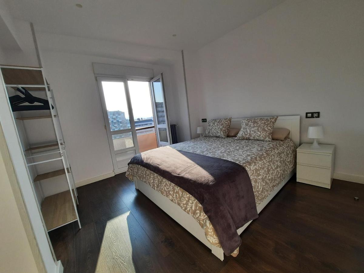 Apartamento Centro Gijon Con Wifi Gratis Y Parking Publico Proximo Incluido Luaran gambar