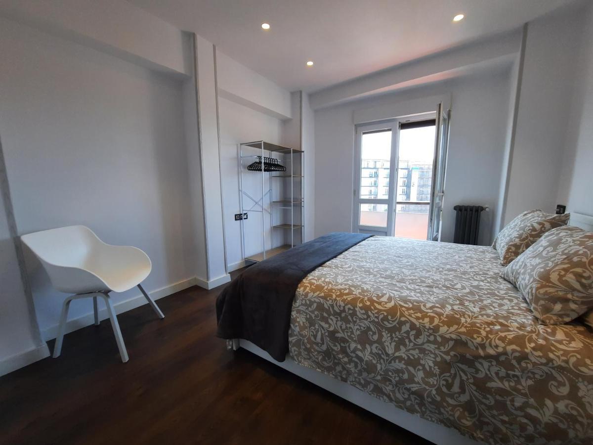 Apartamento Centro Gijon Con Wifi Gratis Y Parking Publico Proximo Incluido Luaran gambar