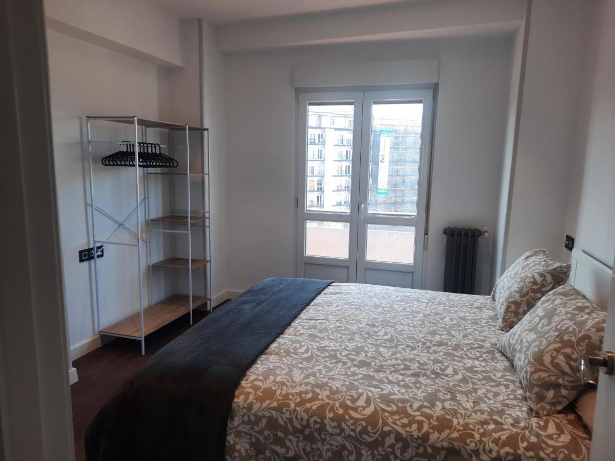 Apartamento Centro Gijon Con Wifi Gratis Y Parking Publico Proximo Incluido Luaran gambar